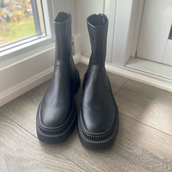 BRAND NEW! Mango Boots SIZE 10 - Picture 3 of 4